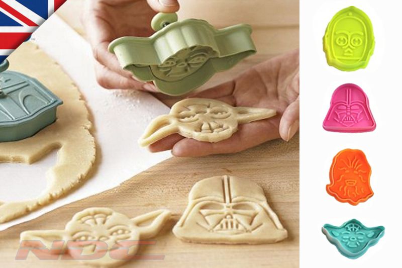 4 x Novelty Star Wars Cookie Cutters/Plungers-Darth Vader/ Yoda/ Chewbacca/C3PO
