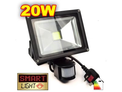L859 -- SmartLight Cool White LED Flood Light with PIR UK PLUG - 20W